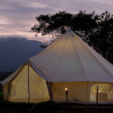 Отель Camp Story Chiangmai Чиангмай Экстерьер фото