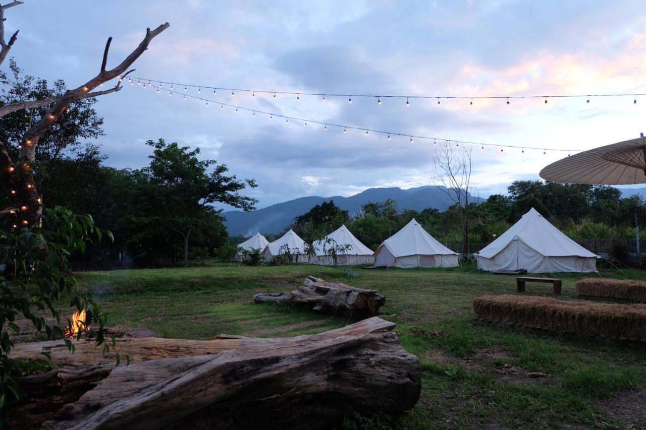Отель Camp Story Chiangmai Чиангмай Экстерьер фото